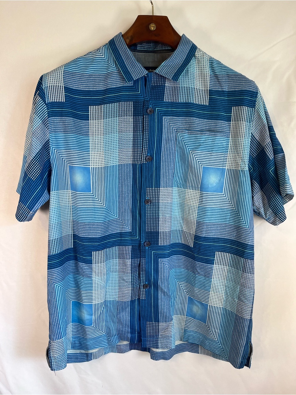 Tommy Bahama 100% Silk Blue Geometric Camp Shirt Original Fit Men’s Large